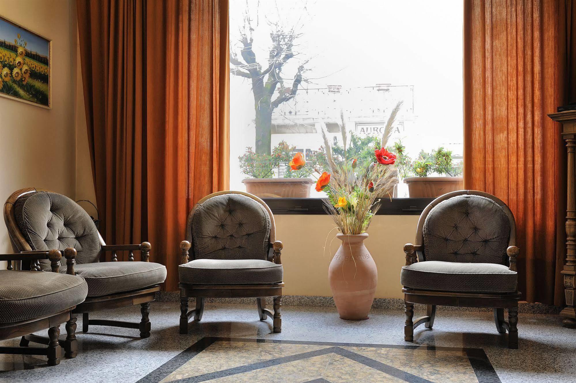 Hotel Bertusi 포레타테르메 외부 사진