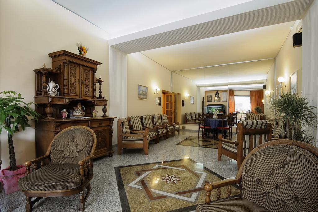 Hotel Bertusi 포레타테르메 외부 사진