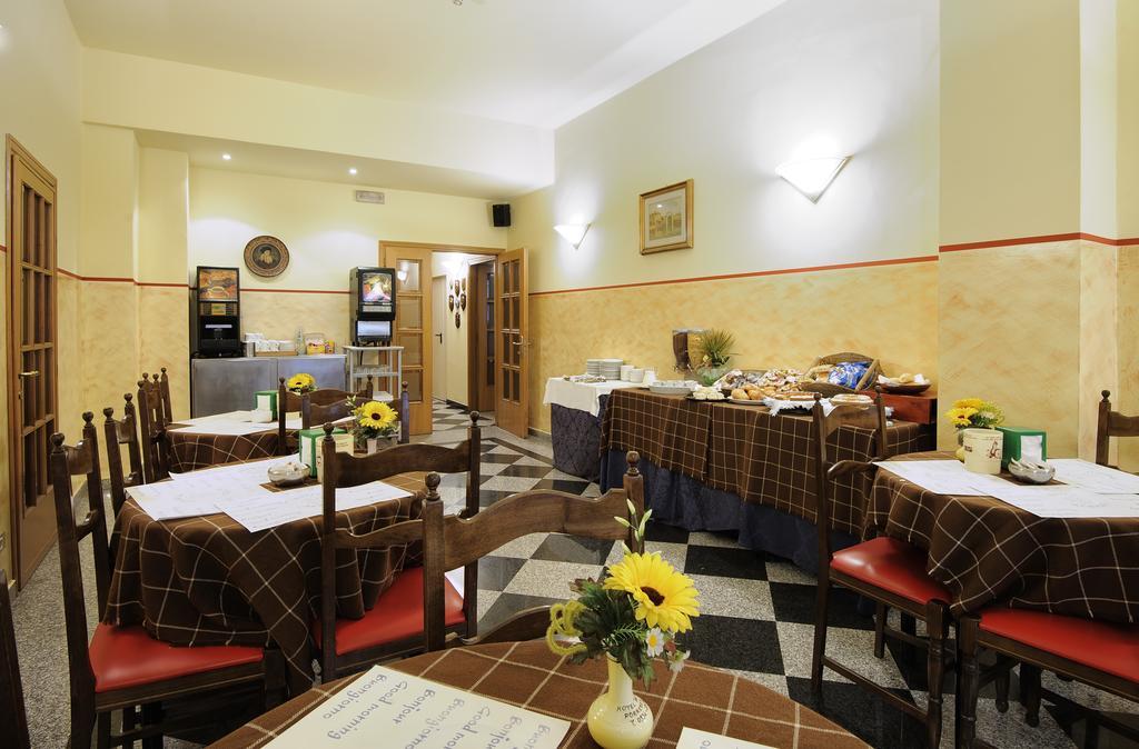 Hotel Bertusi 포레타테르메 외부 사진